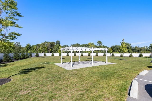 7 E Dexter Ave 38, Woburn, MA 01801