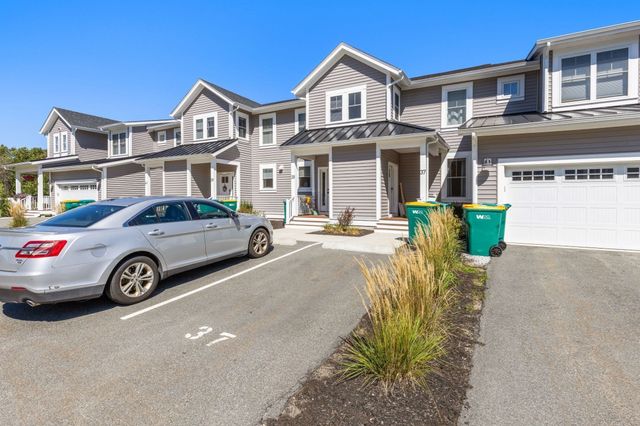 7 E Dexter Ave 38, Woburn, MA 01801