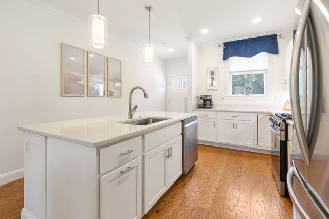 7 E Dexter Ave 38, Woburn, MA 01801