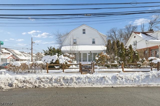 185 Park Ave, Passaic City, NJ 07055