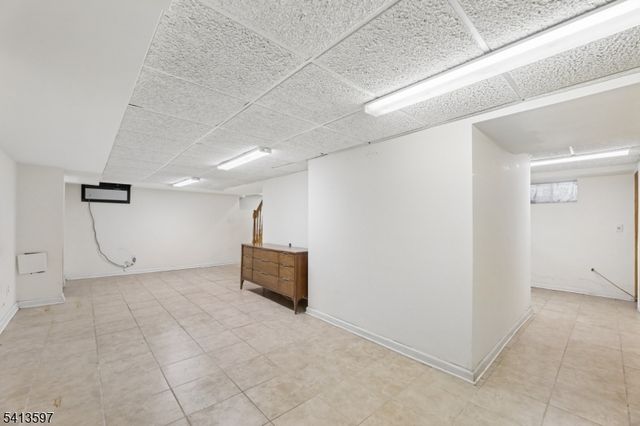 185 Park Ave, Passaic City, NJ 07055