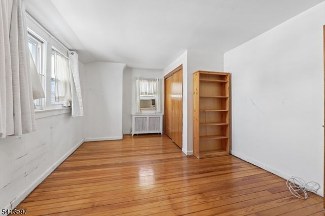 185 Park Ave, Passaic City, NJ 07055