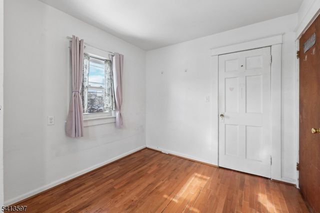 185 Park Ave, Passaic City, NJ 07055