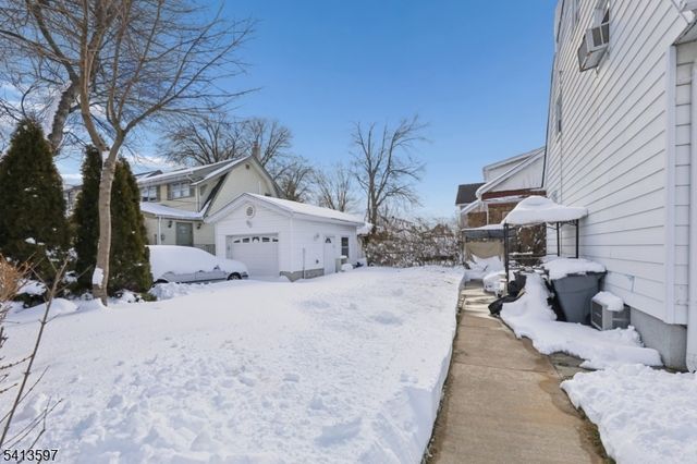 185 Park Ave, Passaic City, NJ 07055