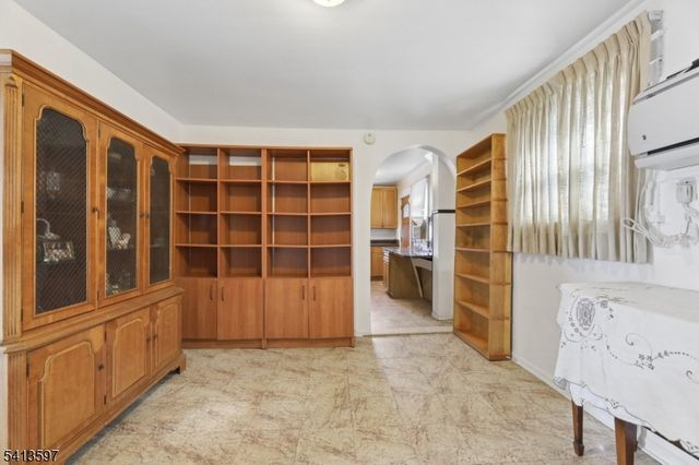 185 Park Ave, Passaic City, NJ 07055