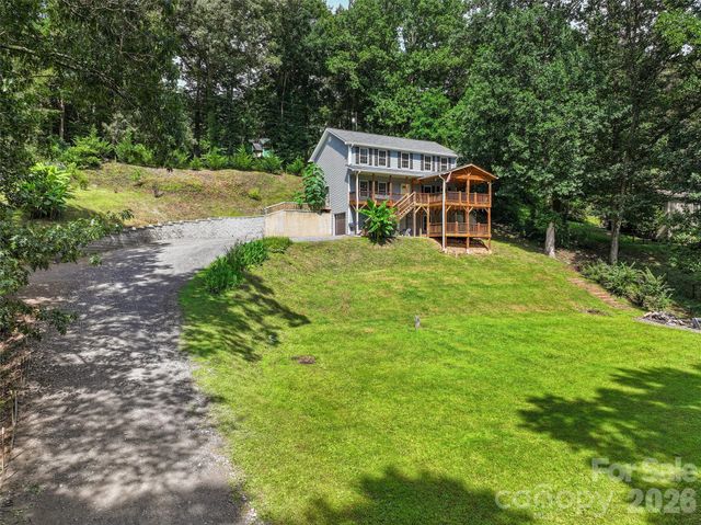 133 Shadow Oak Lane, Clyde, NC 28721