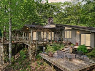 232 Hollingsworth Cove Rd, Monteagle, TN 37356