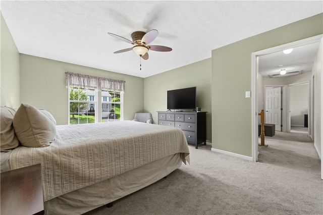 2225 Watchfield Dr, South Park, PA 15129