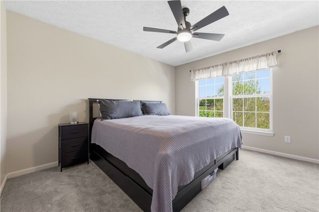 2225 Watchfield Dr, South Park, PA 15129
