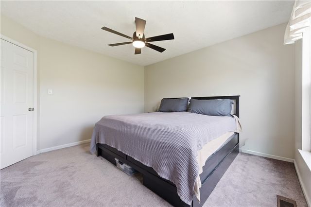2225 Watchfield Dr, South Park, PA 15129