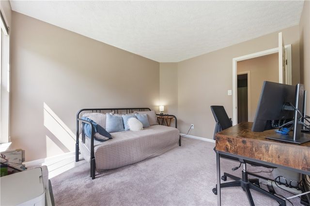 2225 Watchfield Dr, South Park, PA 15129