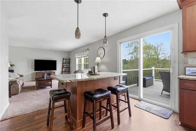 2225 Watchfield Dr, South Park, PA 15129