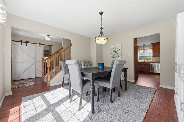 2225 Watchfield Dr, South Park, PA 15129