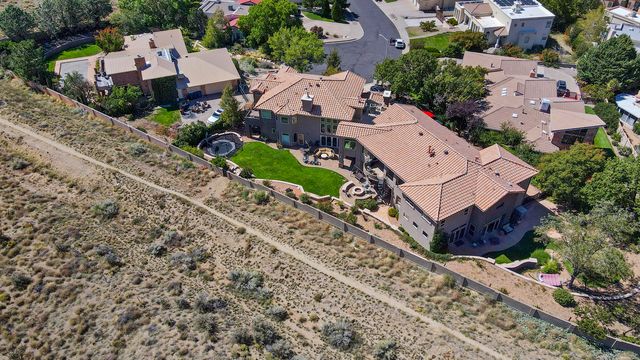 1524 Tejana Mesa Place NE, Albuquerque, NM 87112