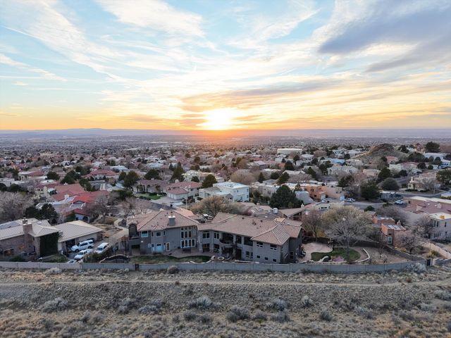 1524 Tejana Mesa Place NE, Albuquerque, NM 87112