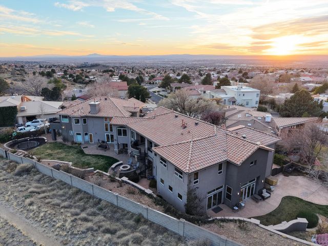1524 Tejana Mesa Place NE, Albuquerque, NM 87112