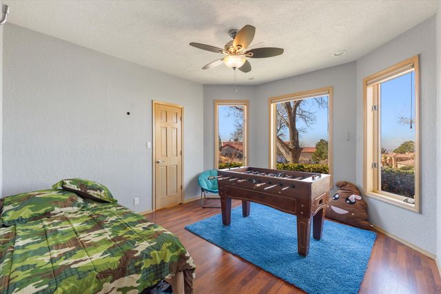 1524 Tejana Mesa Place NE, Albuquerque, NM 87112