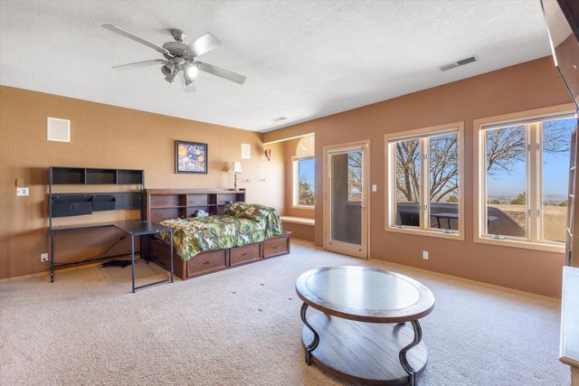 1524 Tejana Mesa Place NE, Albuquerque, NM 87112