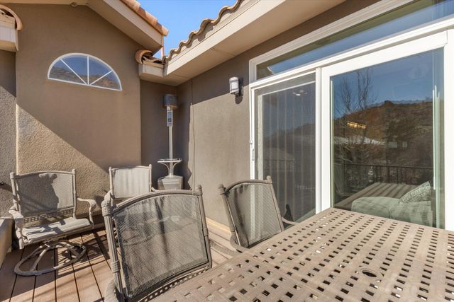 1524 Tejana Mesa Place NE, Albuquerque, NM 87112