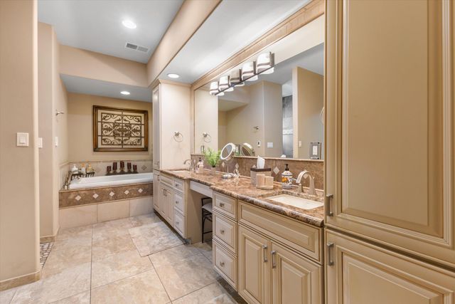 1524 Tejana Mesa Place NE, Albuquerque, NM 87112