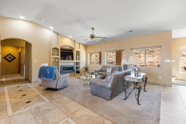 1524 Tejana Mesa Place NE, Albuquerque, NM 87112