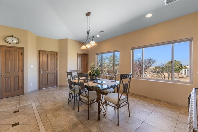 1524 Tejana Mesa Place NE, Albuquerque, NM 87112