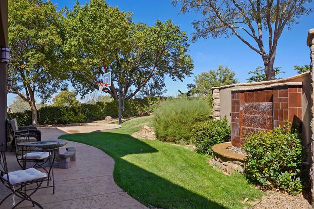 1524 Tejana Mesa Place NE, Albuquerque, NM 87112