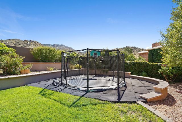 1524 Tejana Mesa Place NE, Albuquerque, NM 87112