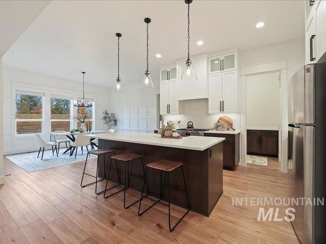 3882 W Haverhill St, Eagle, ID 83616