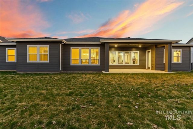 3882 W Haverhill St, Eagle, ID 83616