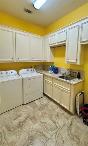 15216 Saddlewood Drive, Conroe, TX 77384