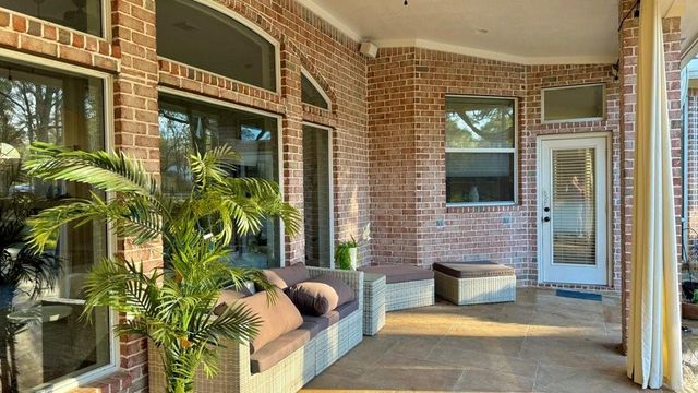 15216 Saddlewood Drive, Conroe, TX 77384