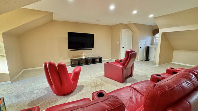 15216 Saddlewood Drive, Conroe, TX 77384