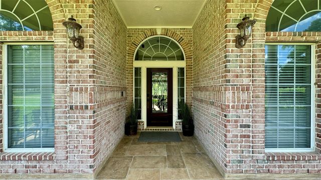 15216 Saddlewood Drive, Conroe, TX 77384