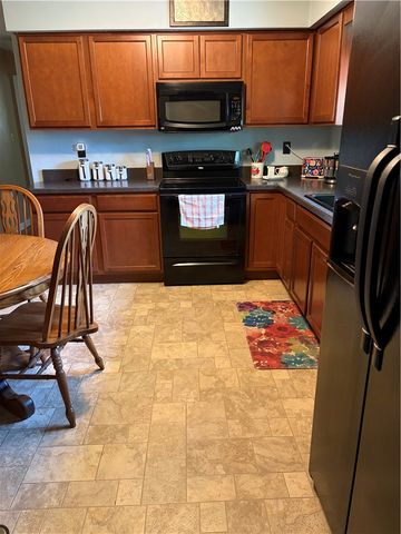 39 Dogwood Road, Bethel Twp, OH 45341