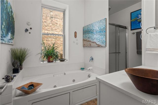 2218 Wyoming Street, St Louis, MO 63118