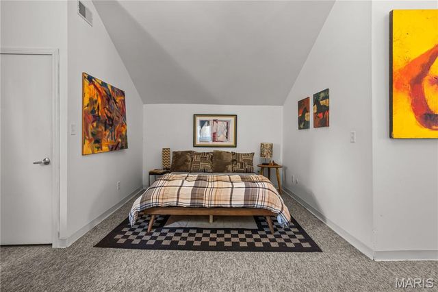 2218 Wyoming Street, St Louis, MO 63118