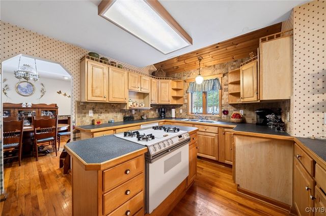 62 County Route 85, Granby, NY 13069