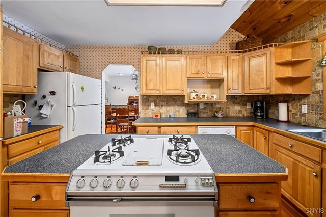 62 County Route 85, Granby, NY 13069