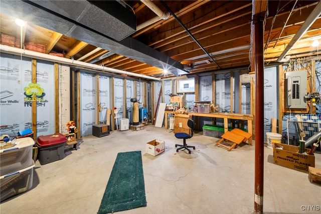 62 County Route 85, Granby, NY 13069