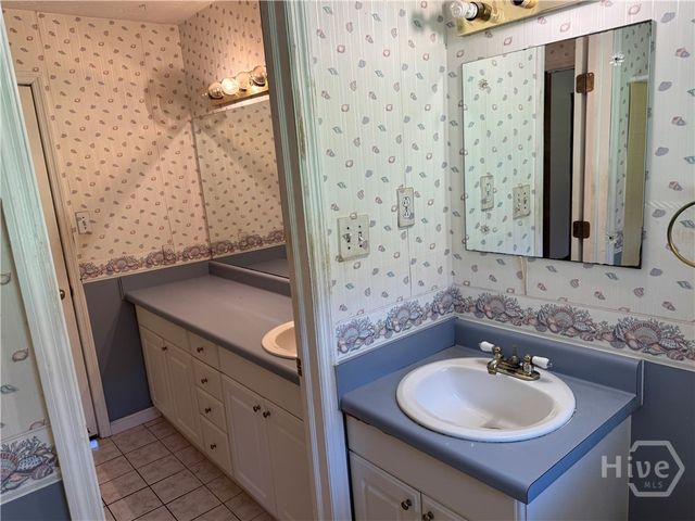 1066 SW June Drive, Conyers, GA 30094