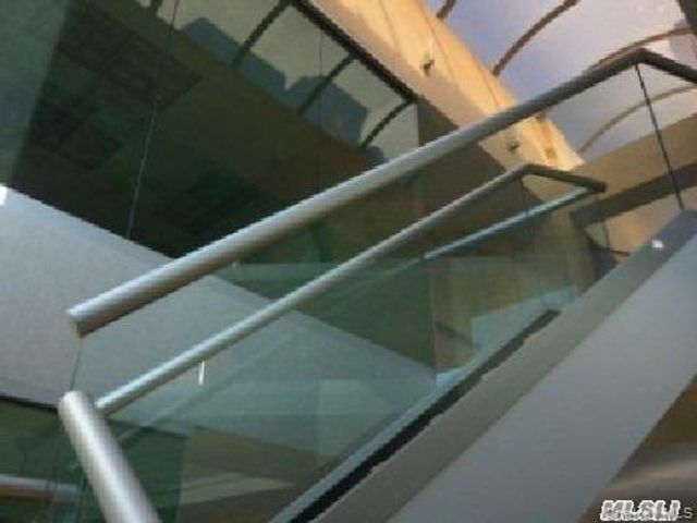 136-40 39 Avenue 6A, Flushing, NY 11354