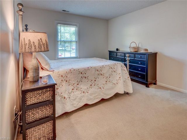 5224 Lake Victoria Arch, Virginia Beach, VA 23464