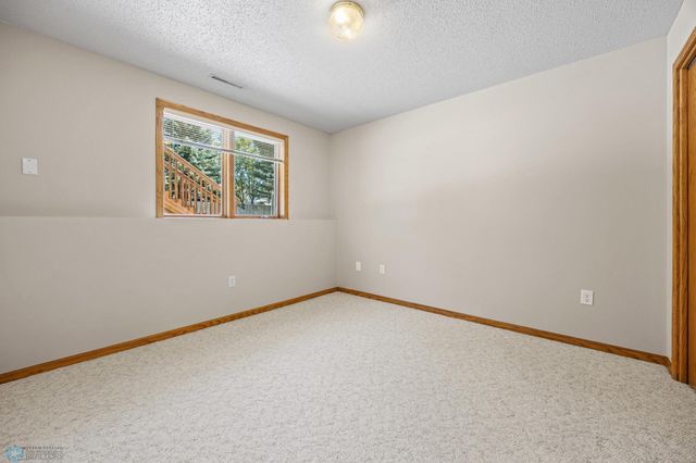 2812 Wheatland Drive S, Fargo, ND 58103