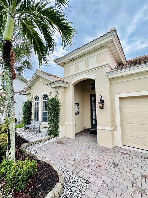 16152 Parque LN, NAPLES, FL 34110 — photo 2