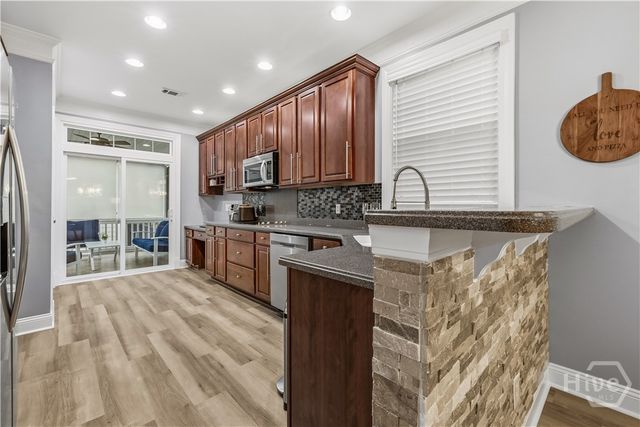 305 Lake View Drive, Pooler, GA 31322