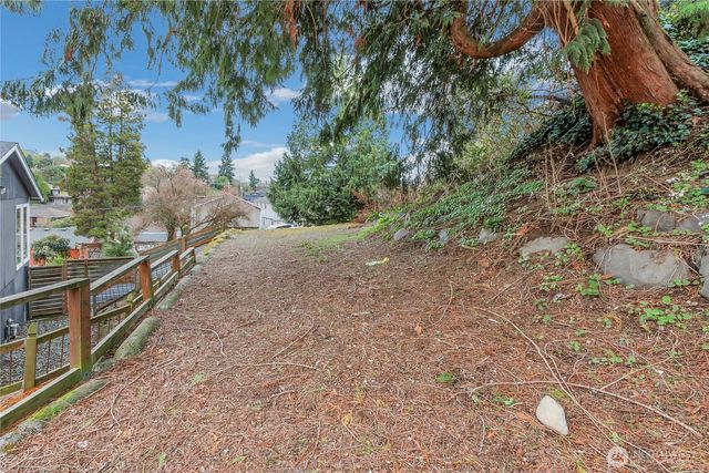 2356 S Angeline Street, Seattle, WA 98108