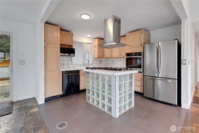 2356 S Angeline Street, Seattle, WA 98108