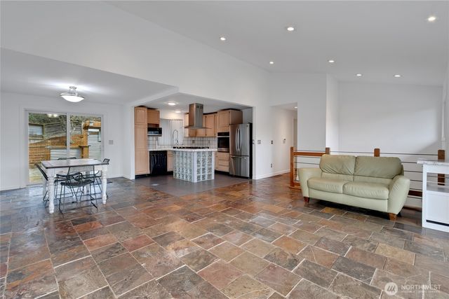 2356 S Angeline Street, Seattle, WA 98108