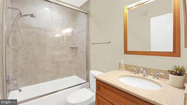 6338 MONTROSE RD, North Bethesda, MD 20852